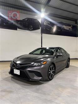 تۆیۆتا کامری